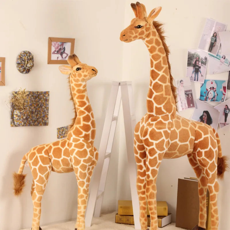 Brinquedos de pelúcia de girafa da vida real