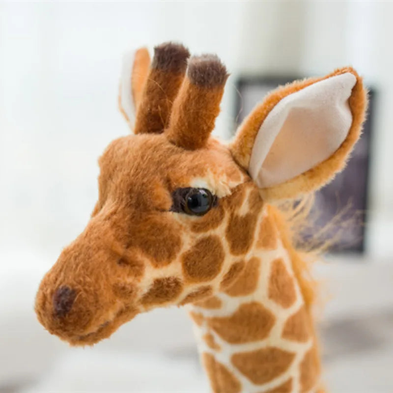 Brinquedos de pelúcia de girafa da vida real