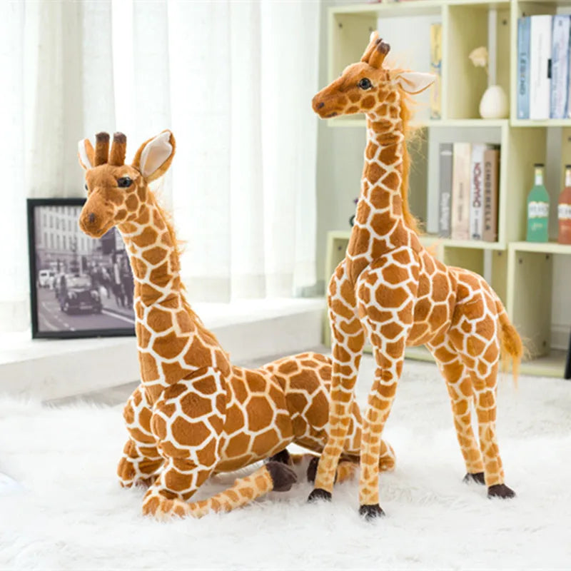 Brinquedos de pelúcia de girafa da vida real